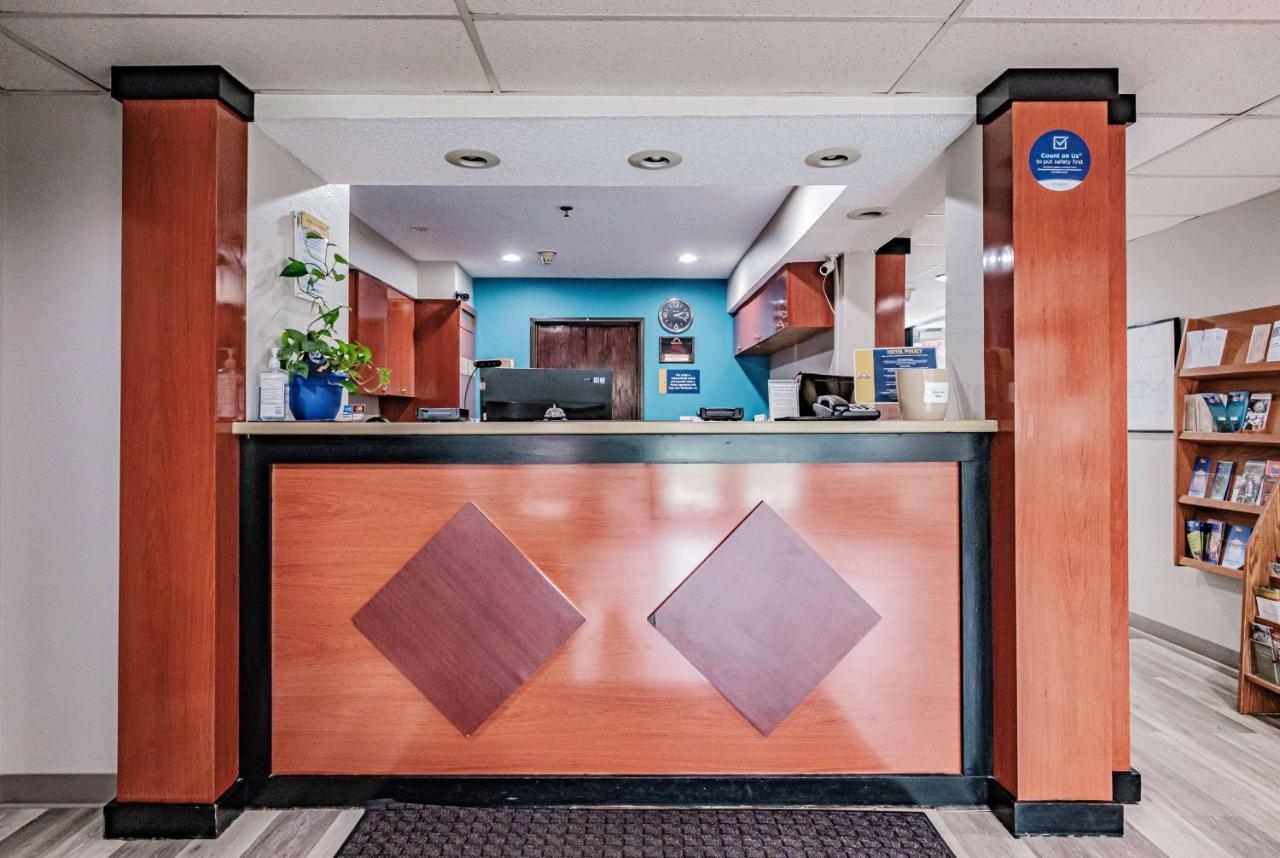 Days Inn By Wyndham Brunswick Bath Area Zewnętrze zdjęcie